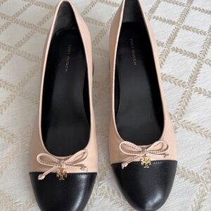 Tory Burch CAP-TOE PUMP